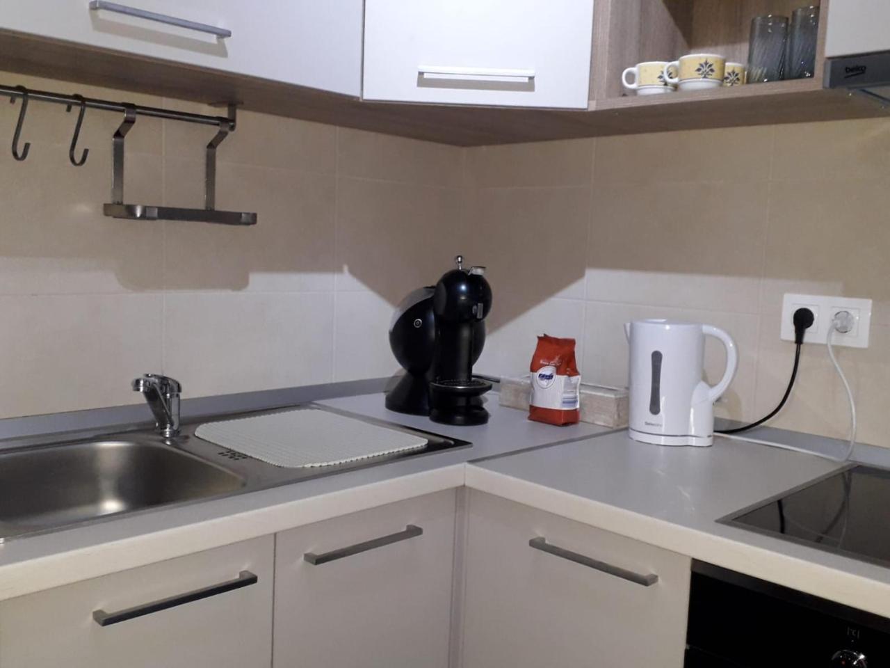 Exquisite Apartament Brasov Bagian luar foto